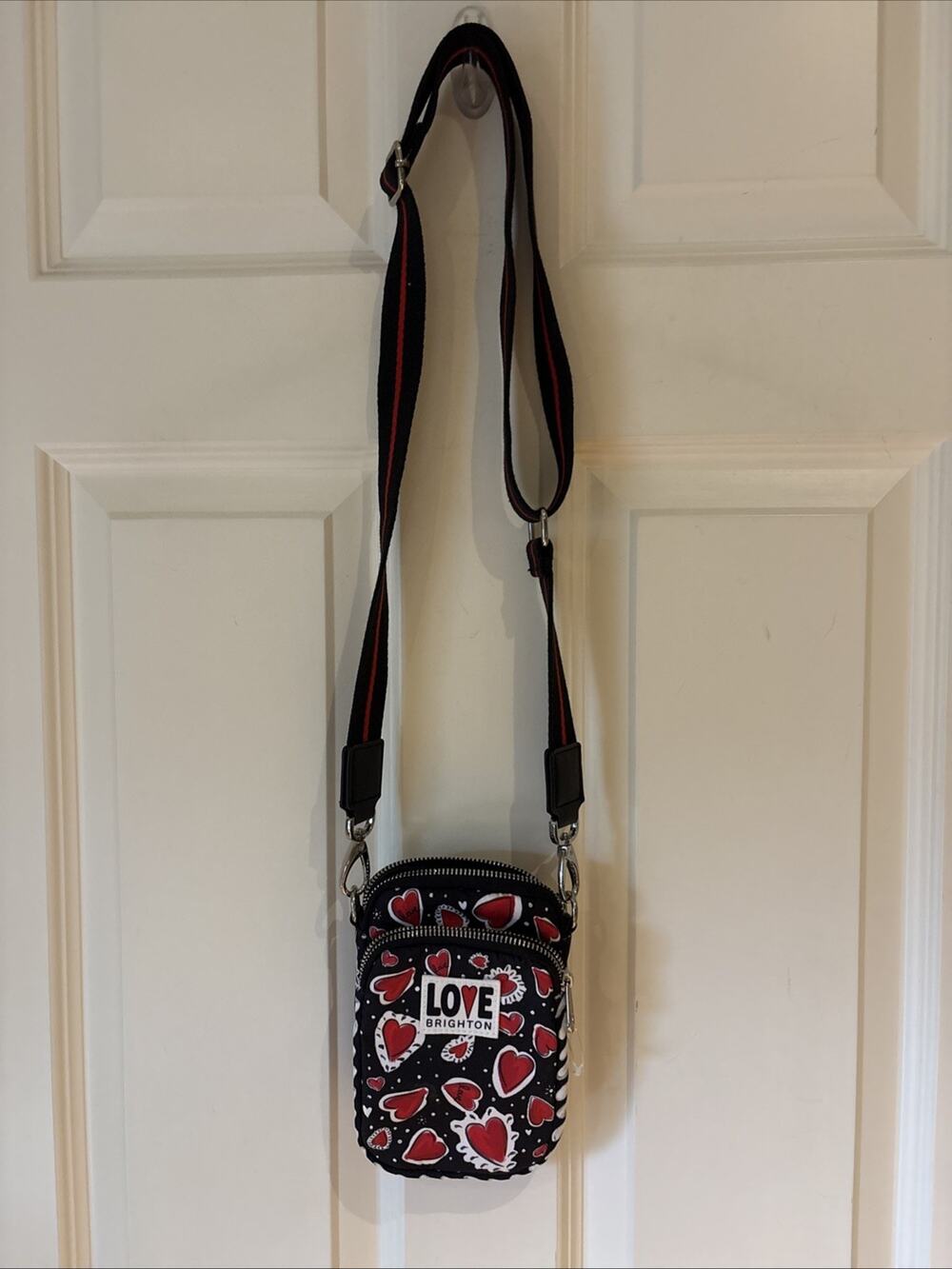 Brighton Crossbody Hearts A Flutter Utility Bag Black Red Crossbodysilver zipper
